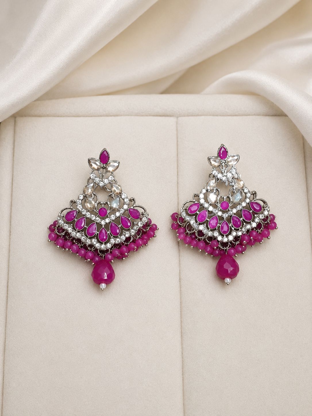 Magenta Elegant Chandaliers
