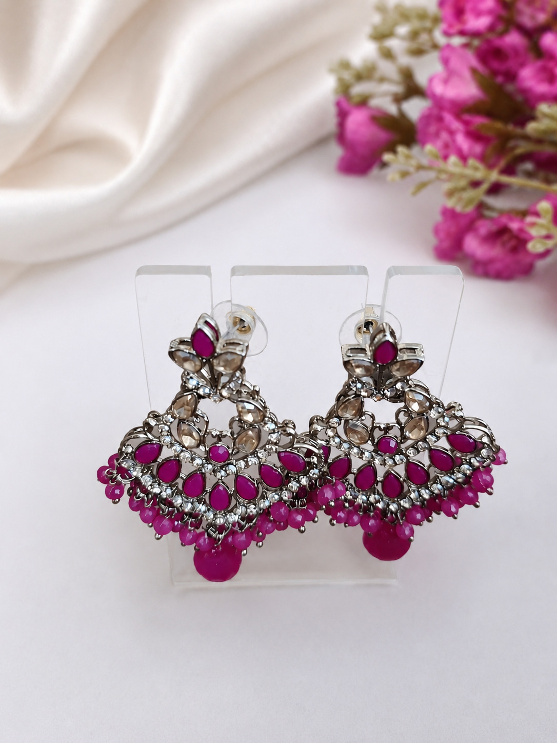 Magenta Elegant Chandaliers