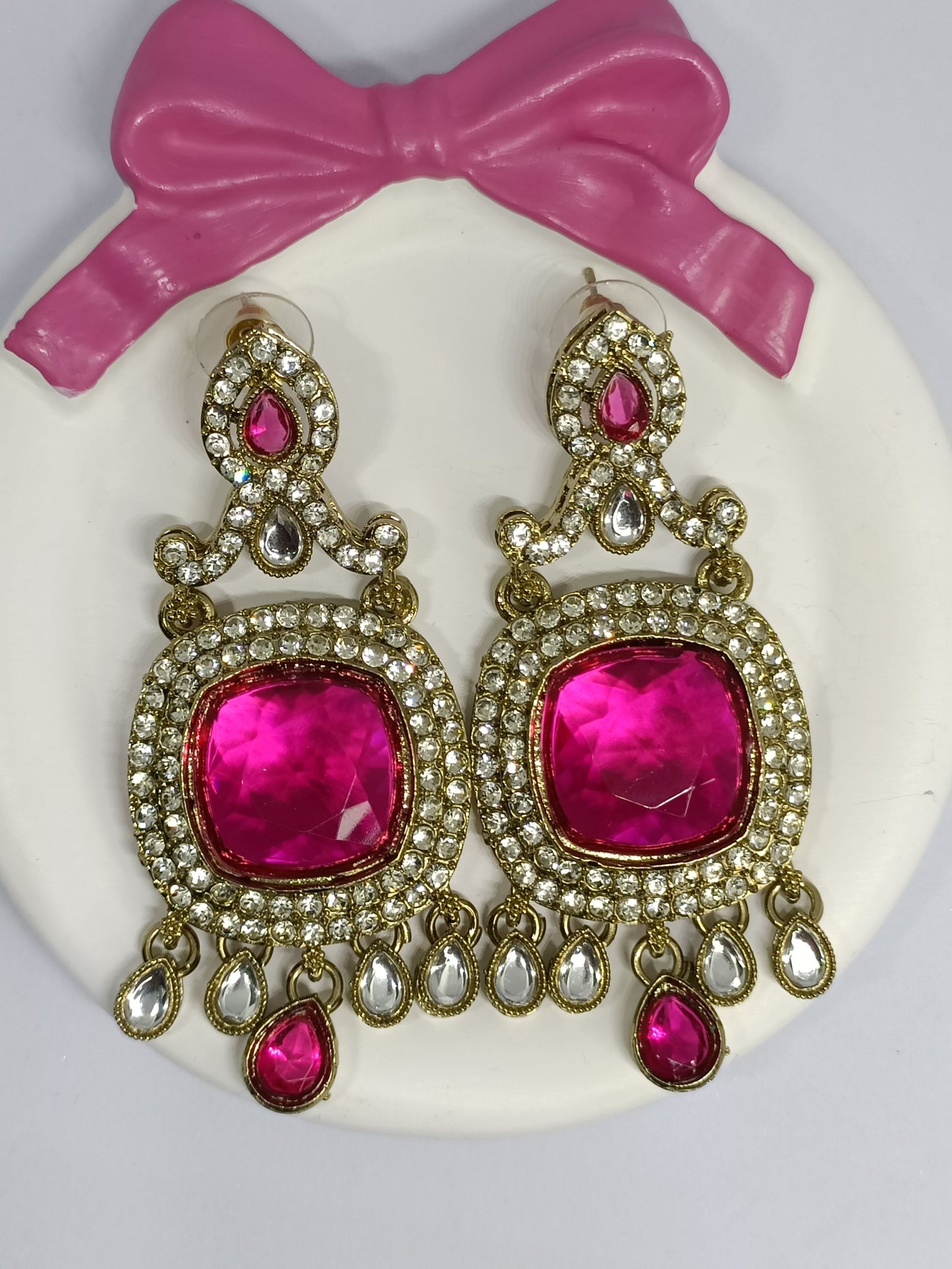 Rani Pink Graceful Chandeliers