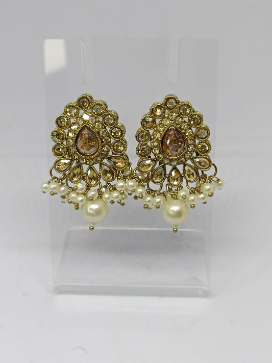 Champagne Chic Drops